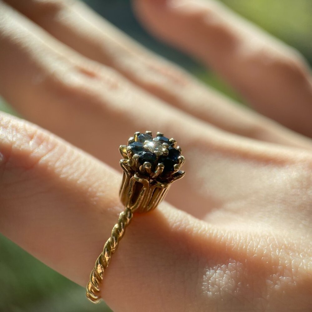 14k gold natural diamond tulip ring with twisted rope band size 5-6, 1970s 1980s - Picture 6 of 11